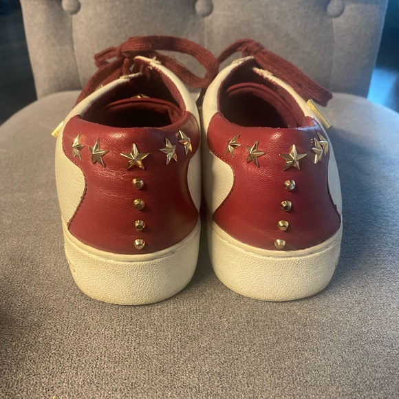 Micheal Kors size 8 sneakers - Picture 6 of 9